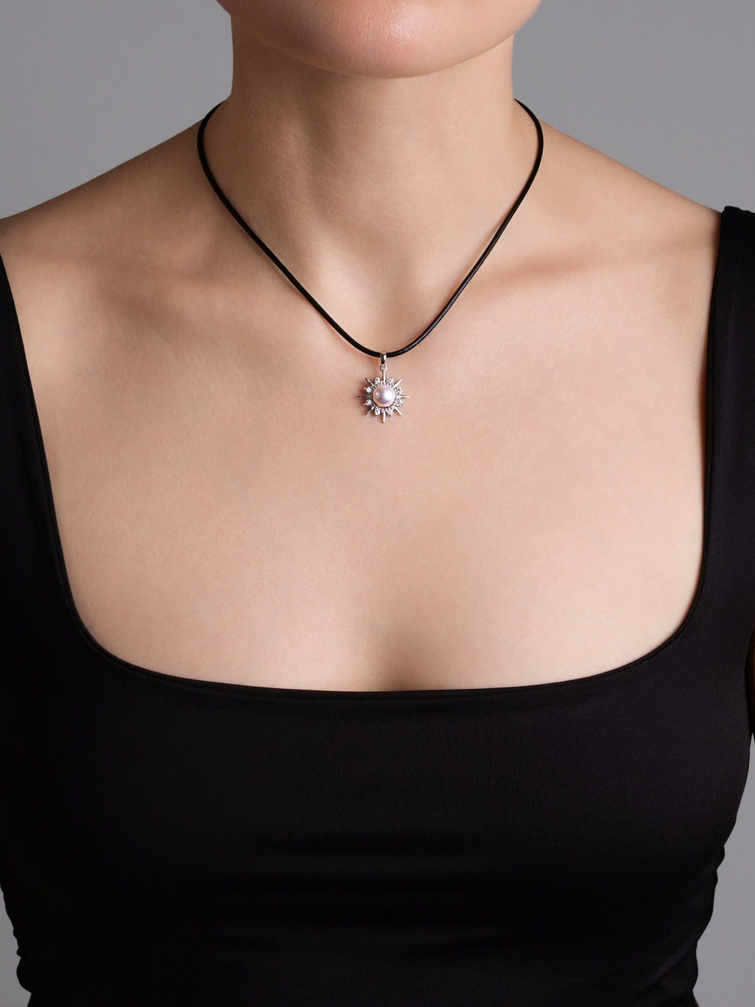 Pearl Spike Pendant Choker