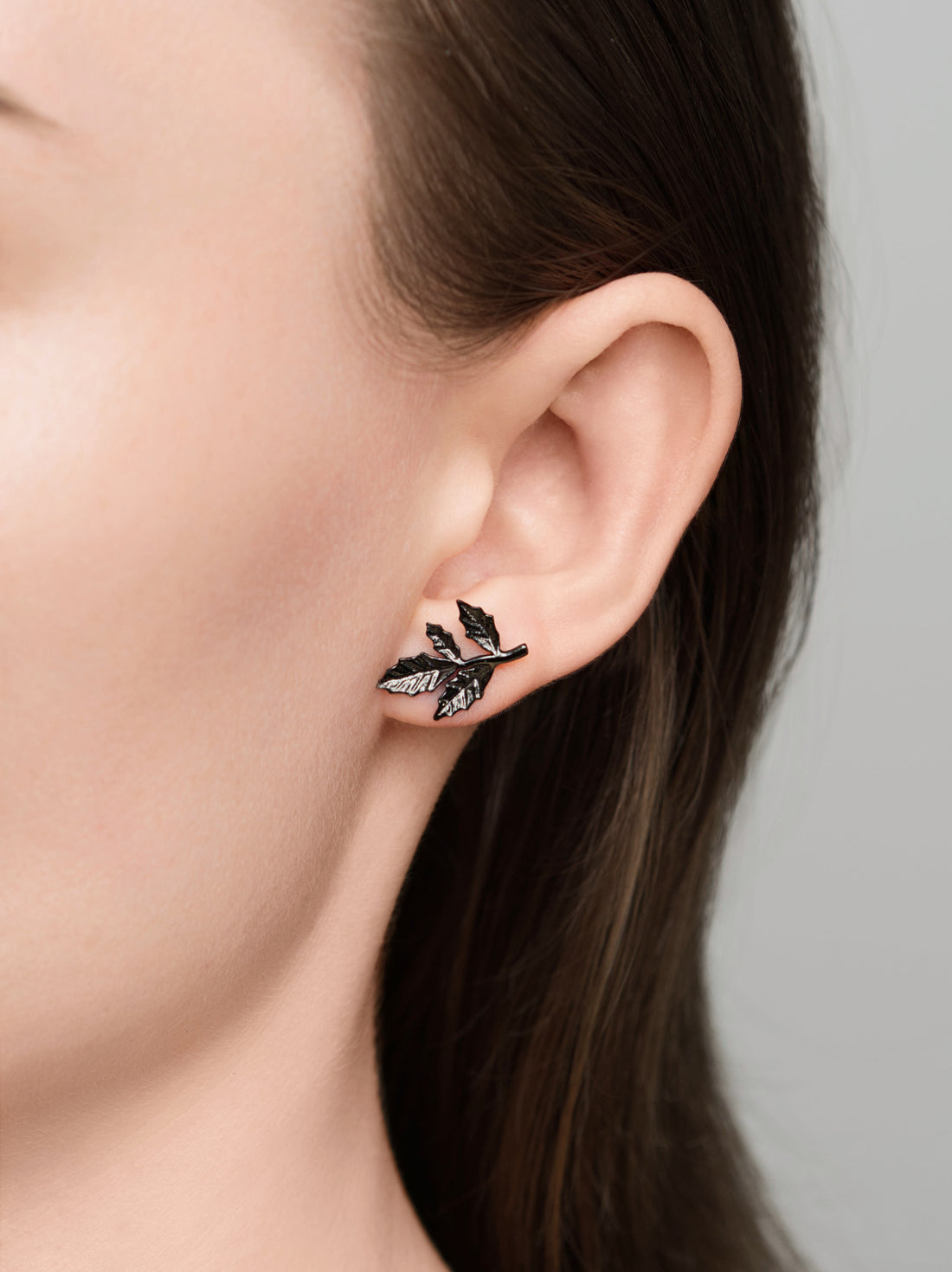 Black Leaf Studs